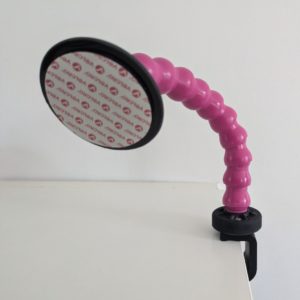 Support articulé Flexzi rose avec scratch fourni pour fixer directement un contacteur, idéal pour une utilisation adaptée