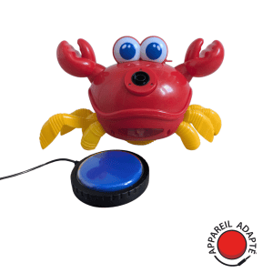 crabe rouge et jaune electronique muni de capteur. ce dernier fait des bulles de savon lors de ses déplacements. il a été adapté pour être actionné par contacteur