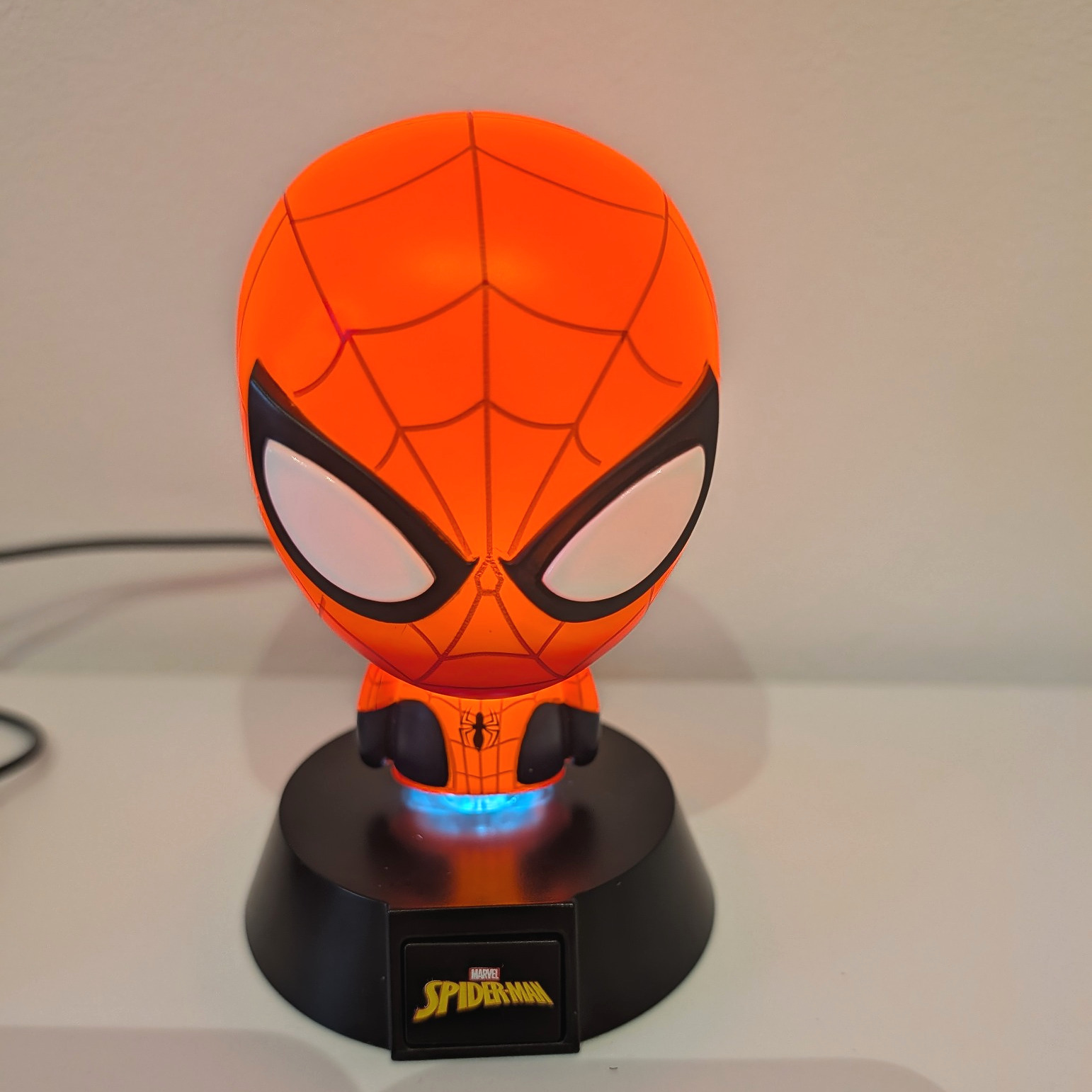 Lampe Spider-Man adaptée pour contacteur 1 lampe spiderman adaptée contacteur